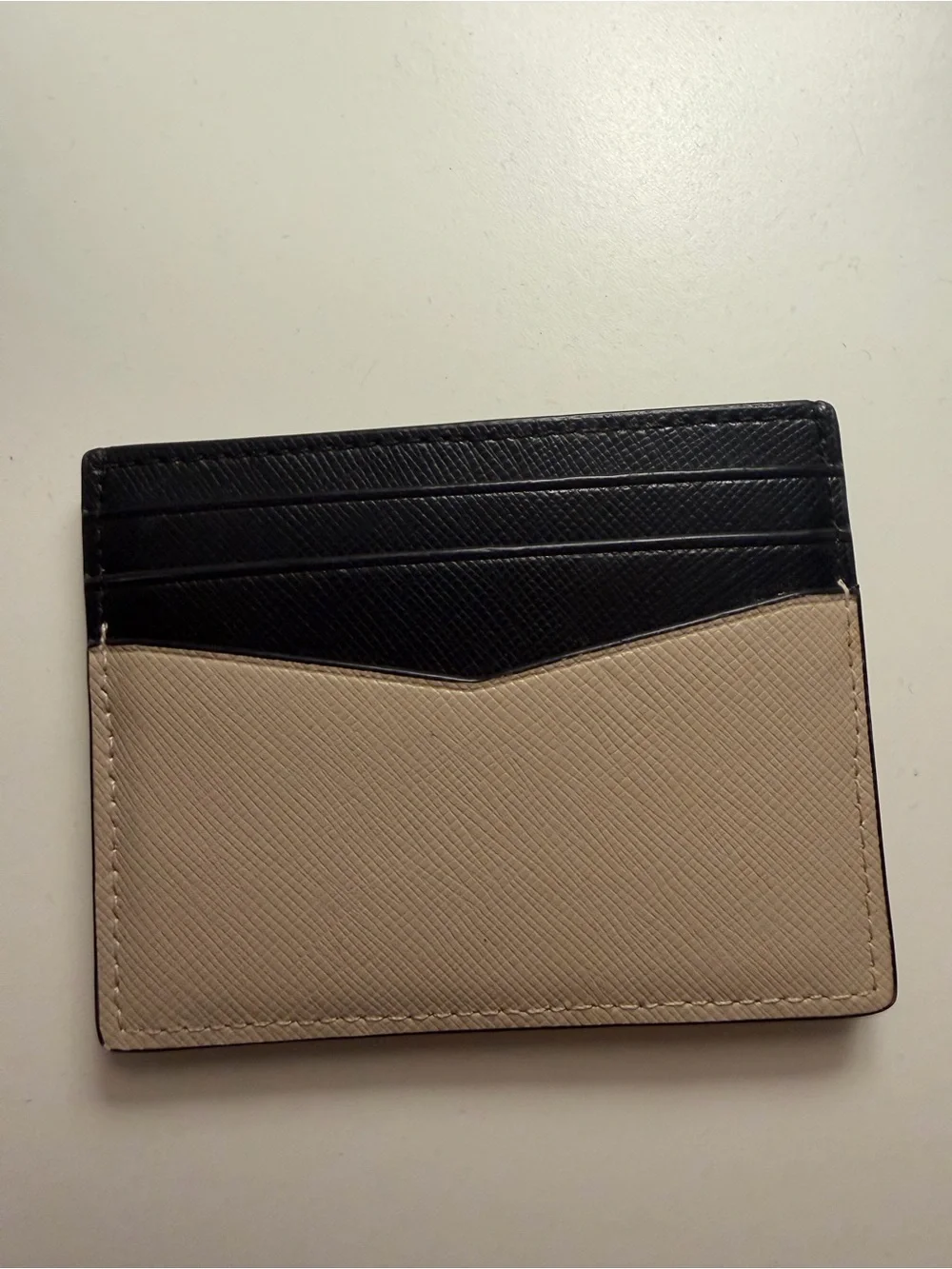 kate spade Two-Tone Black and Cream Card Slot Holder
